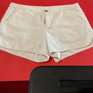 Lily Pulitzer White Eyelet Shorts Size 6